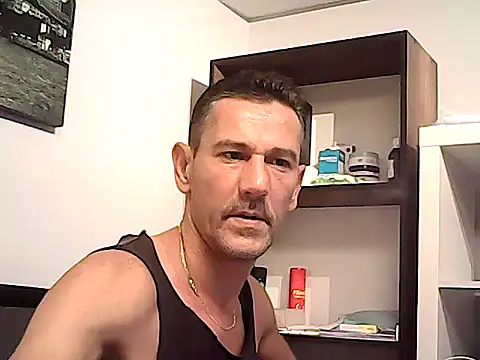mastercharisma35 Adlı Modelin Web Kamerası Şovu