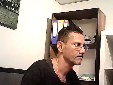 mastercharisma35 Adlı Modelin Web Kamerası Şovu