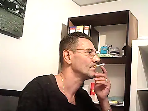 mastercharisma35's Webcam Show