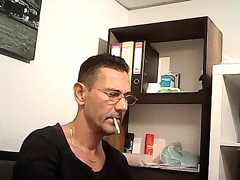 mastercharisma35 Adlı Modelin Web Kamerası Şovu