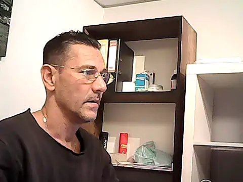 mastercharisma35 Adlı Modelin Web Kamerası Şovu