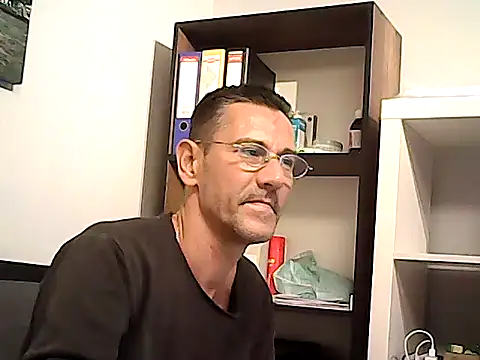 mastercharisma35 Adlı Modelin Web Kamerası Şovu