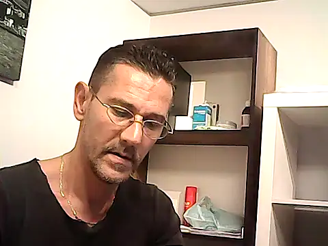 mastercharisma35 Adlı Modelin Web Kamerası Şovu