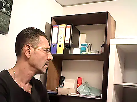 mastercharisma35 Adlı Modelin Web Kamerası Şovu