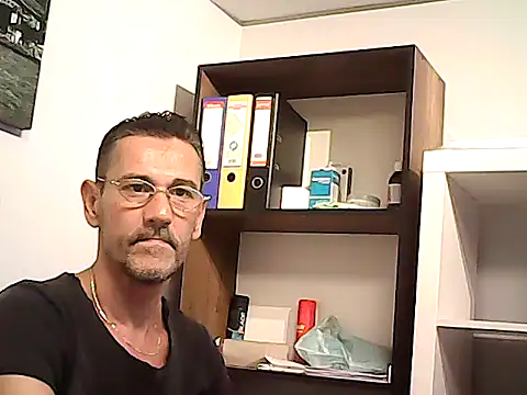mastercharisma35 Adlı Modelin Web Kamerası Şovu