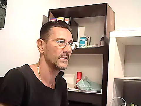 mastercharisma35 Adlı Modelin Web Kamerası Şovu