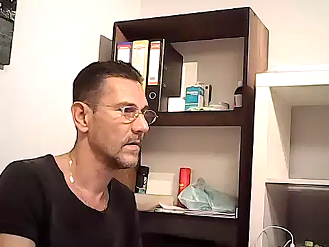 Show de mastercharisma35 na webcam