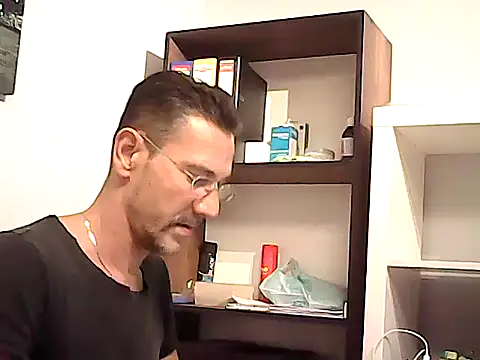 mastercharisma35 Adlı Modelin Web Kamerası Şovu