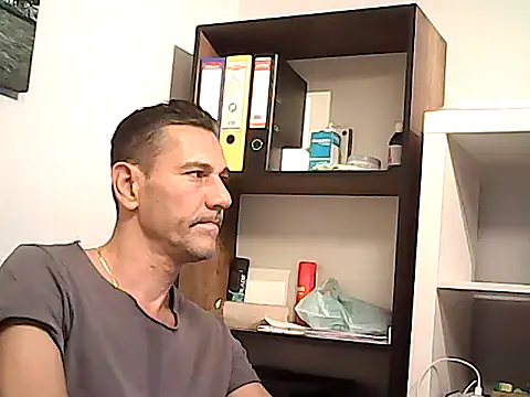 mastercharisma35 Adlı Modelin Web Kamerası Şovu