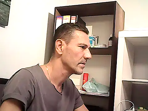 mastercharisma35 Adlı Modelin Web Kamerası Şovu