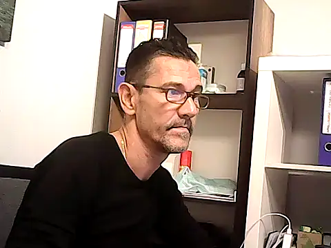 mastercharisma35 Adlı Modelin Web Kamerası Şovu