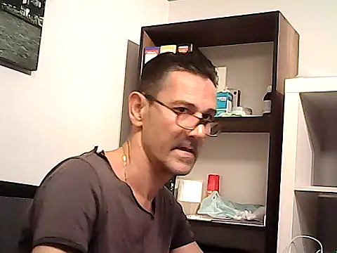 mastercharisma35 Adlı Modelin Web Kamerası Şovu