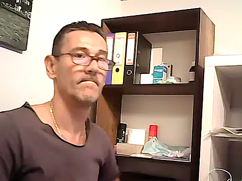 mastercharisma35 Adlı Modelin Web Kamerası Şovu