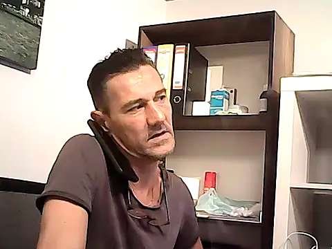mastercharisma35 Adlı Modelin Web Kamerası Şovu