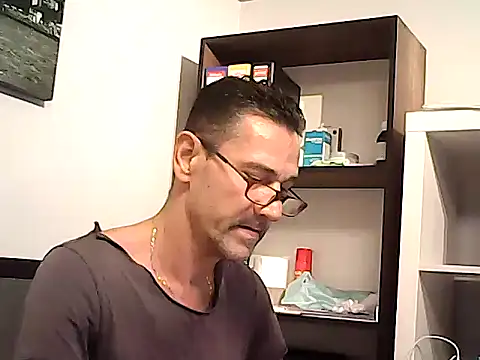 mastercharisma35 Adlı Modelin Web Kamerası Şovu