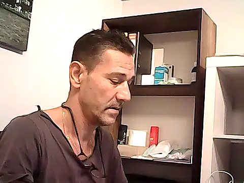 mastercharisma35's Webcam Show