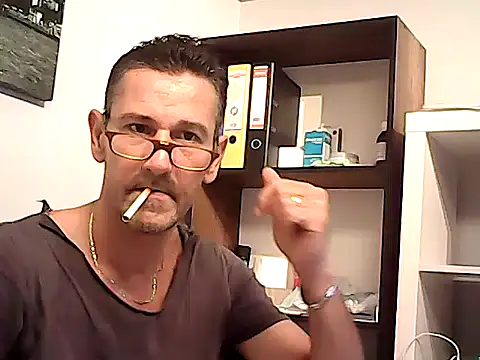 mastercharisma35n Webbikameraesitys