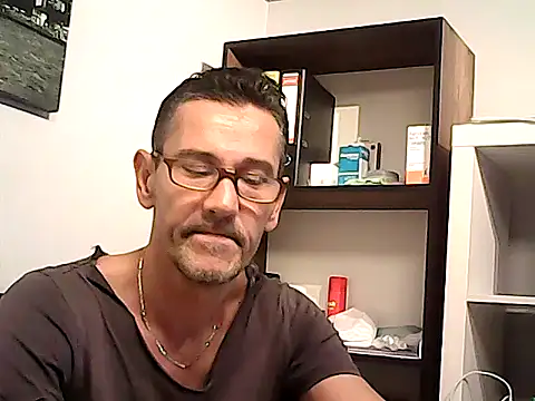 mastercharisma35 Adlı Modelin Web Kamerası Şovu