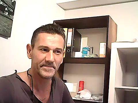 دردشة mastercharisma35 الجنسية المباشرة
