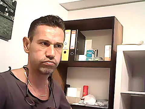 mastercharisma35 Adlı Modelin Web Kamerası Şovu