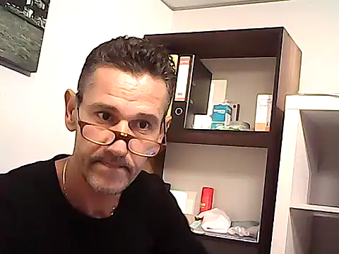 mastercharisma35 Adlı Modelin Web Kamerası Şovu