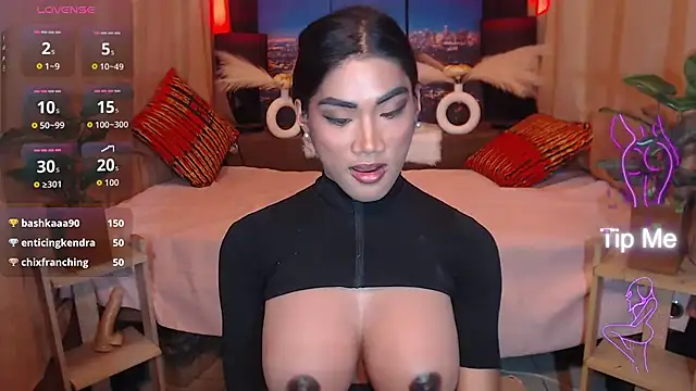 DAYANARAHFOX Show Webcam
