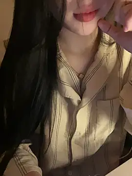 Neylla_ Show in webcam