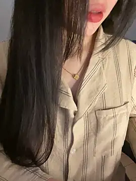 Neylla_'s Live Chat Room
