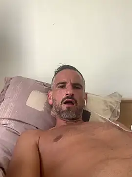 mika13113 Adlı Modelin Web Kamerası Şovu