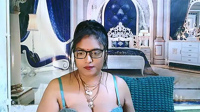 Chat XXX en directo de IndiaBlackPanther