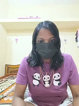 Pokazy przed kamerką – Tamil_Ishu