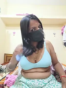 Tamil_Ishun Webbikameraesitys