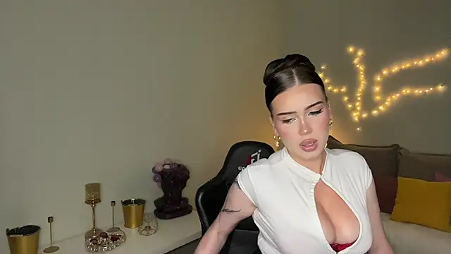 mistress_of_hearts élő XXX-chatje
