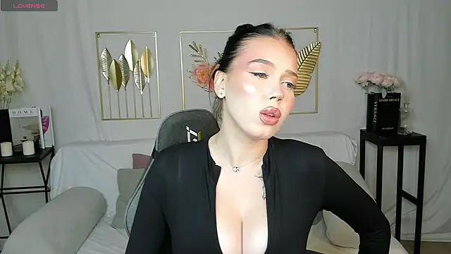 mistress_of_heartsn Live XXX chat