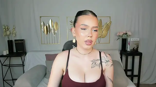 mistress_of_hearts live XXX chat