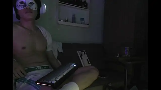 boyhigh1997 Show Webcam