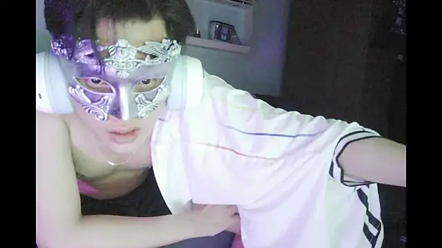 boyhigh1997 Show Webcam