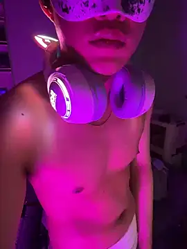 boyhigh1997 Show in webcam