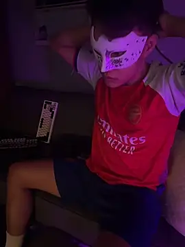 boyhigh1997 Show in webcam