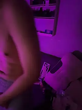 boyhigh1997 Show Webcam