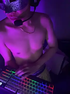 boyhigh1997 网络视讯表演
