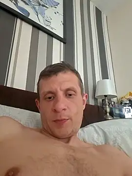 BigDmasked webcam show