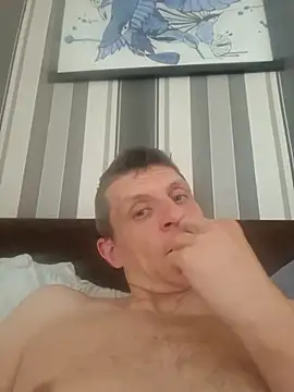 BigDmasked Pertunjukan Webcam