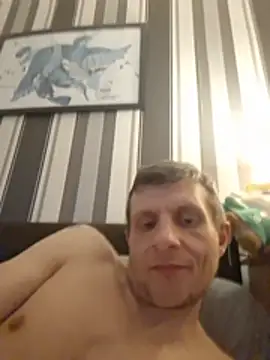 BigDmasked Show in webcam