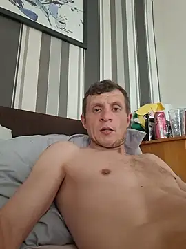 Вебкам-шоу BigDmasked