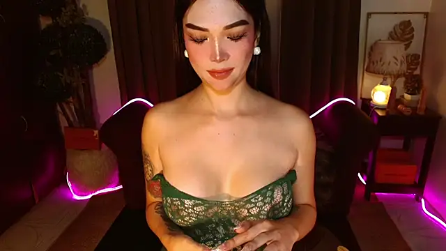 MouthWatering_Ayesha Show in webcam
