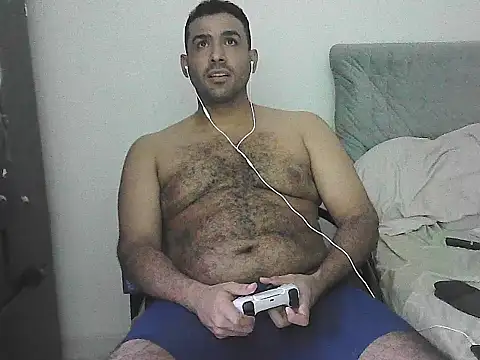 Show modela alphalatinobearx na web-kameri