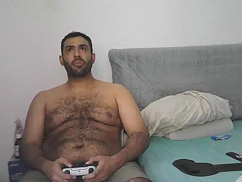alphalatinobearx Show in webcam