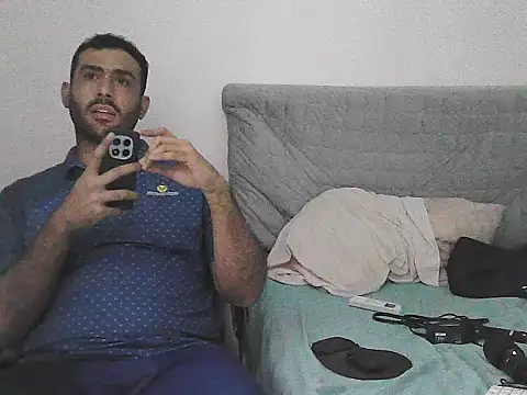 alphalatinobearx Show Webcam