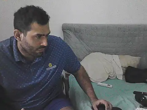 alphalatinobearxn Webbikameraesitys